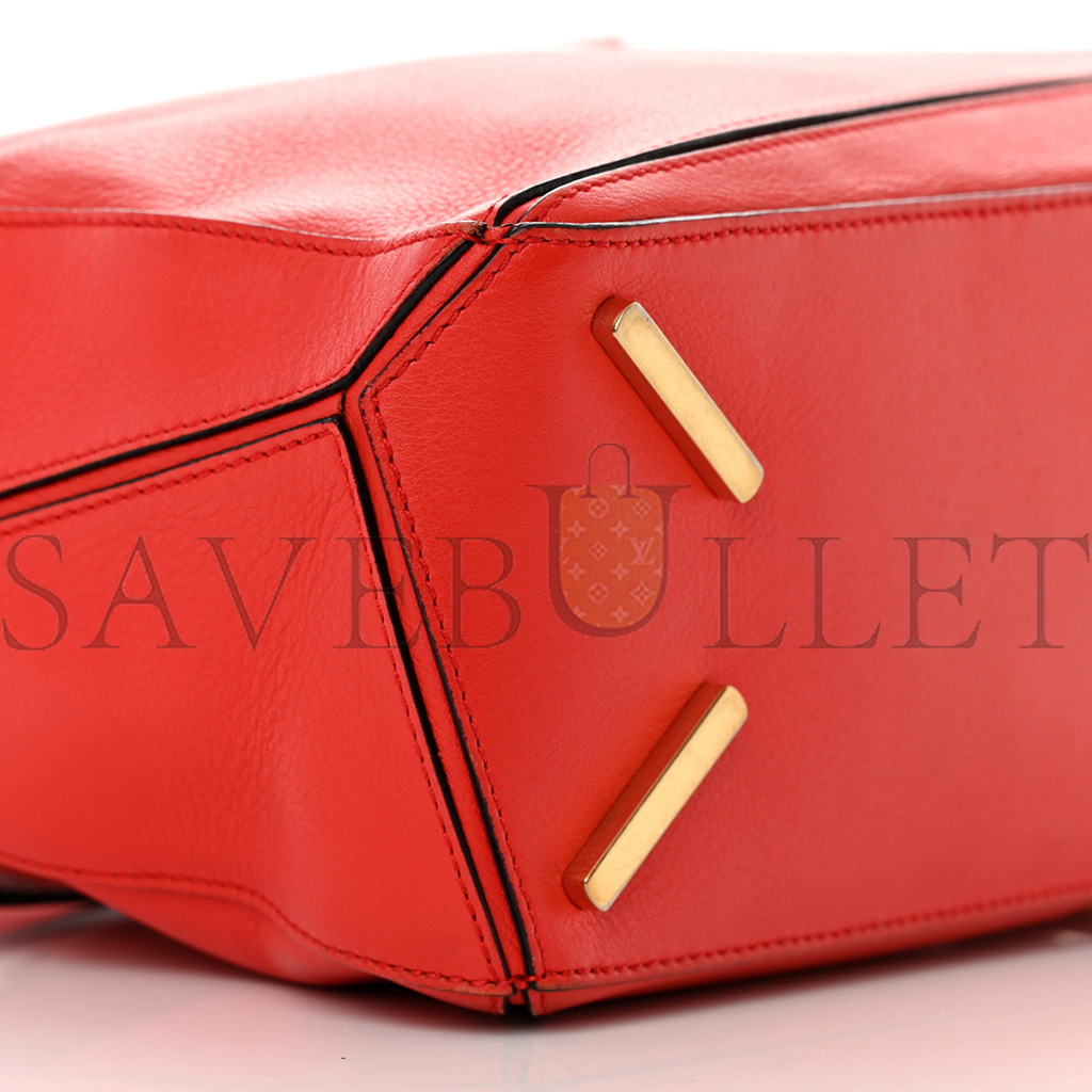 LOEWE CALFSKIN SMALL PUZZLE BAG SCARLET (24*16.5*10.5cm) LOEWE CALFSKIN SMALL PUZZLE BAG SCARLET (24*16.5*10.5cm)